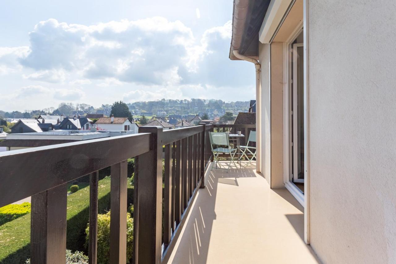 Le Carrousel - Appartement Avec Studio Attenant Deauville Exteriér fotografie