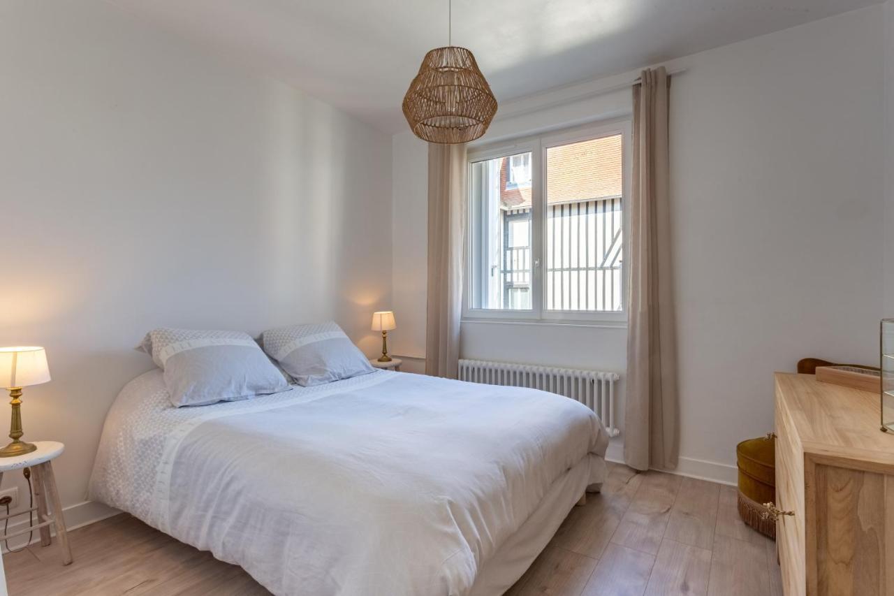 Le Carrousel - Appartement Avec Studio Attenant Deauville Exteriér fotografie